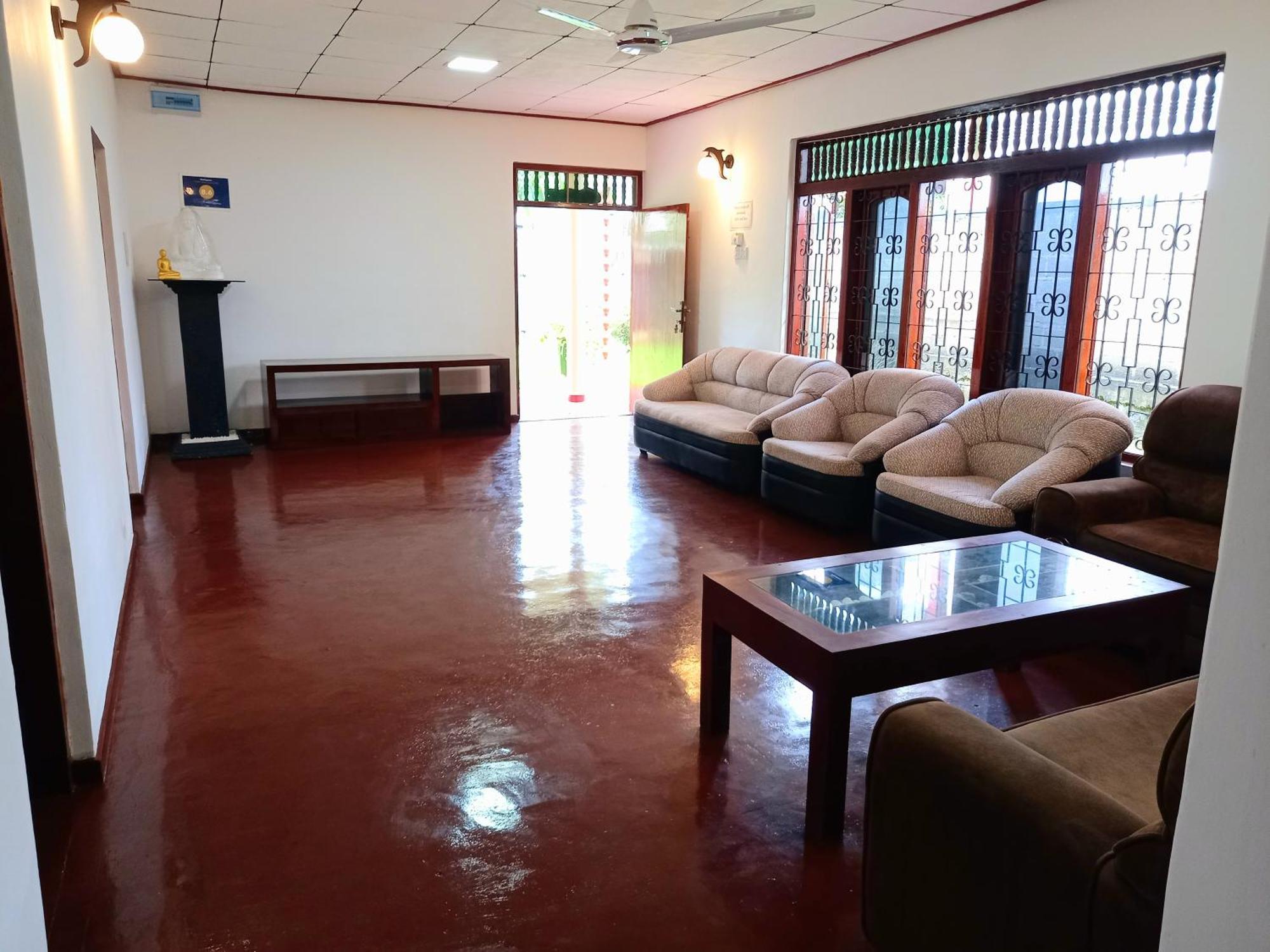 Mutu Villa ديكويلاّ تين المظهر الخارجي الصورة